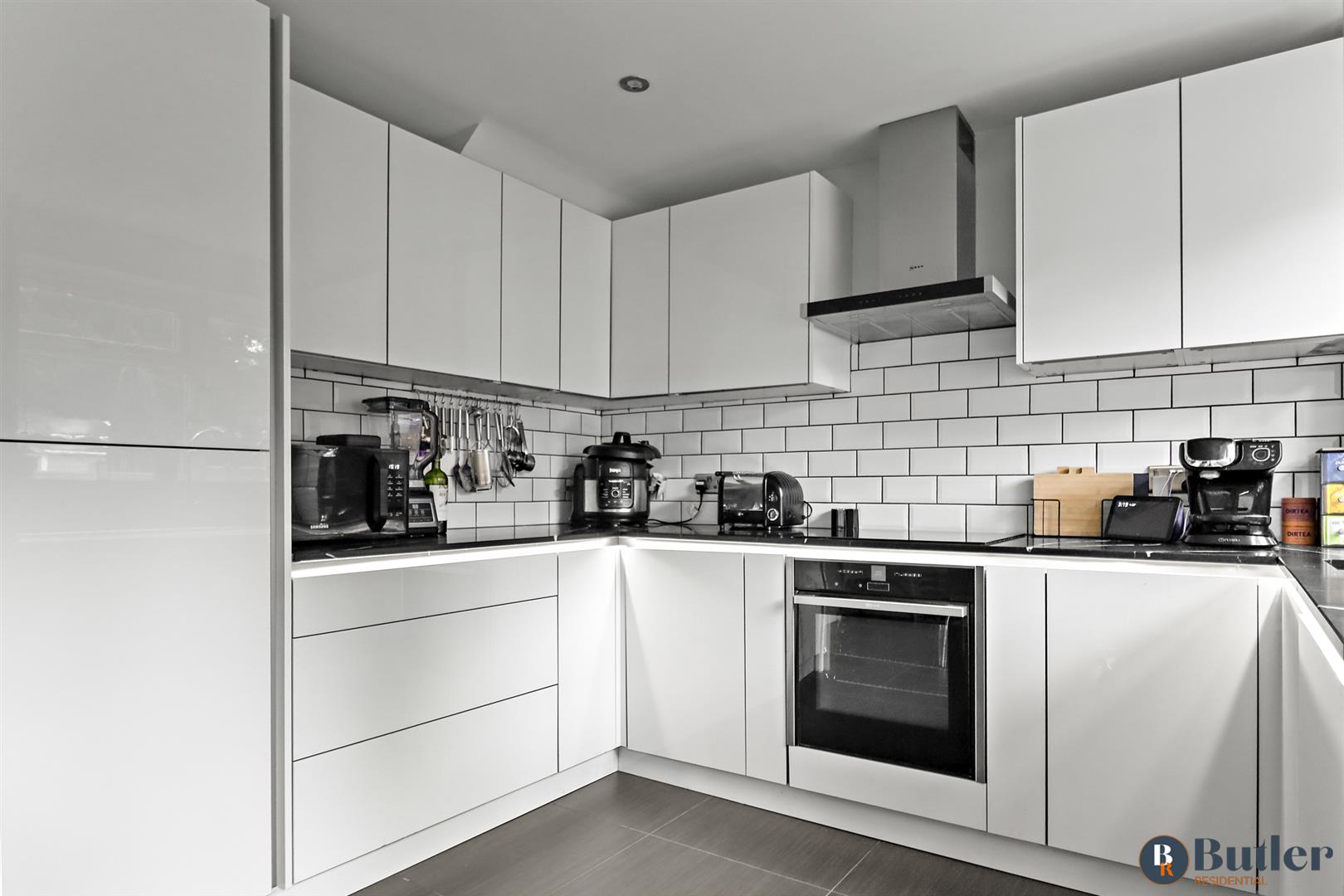 3 bed end of terrace house for sale in Chagny Close, Letchworth Garden City  - Property Image 10