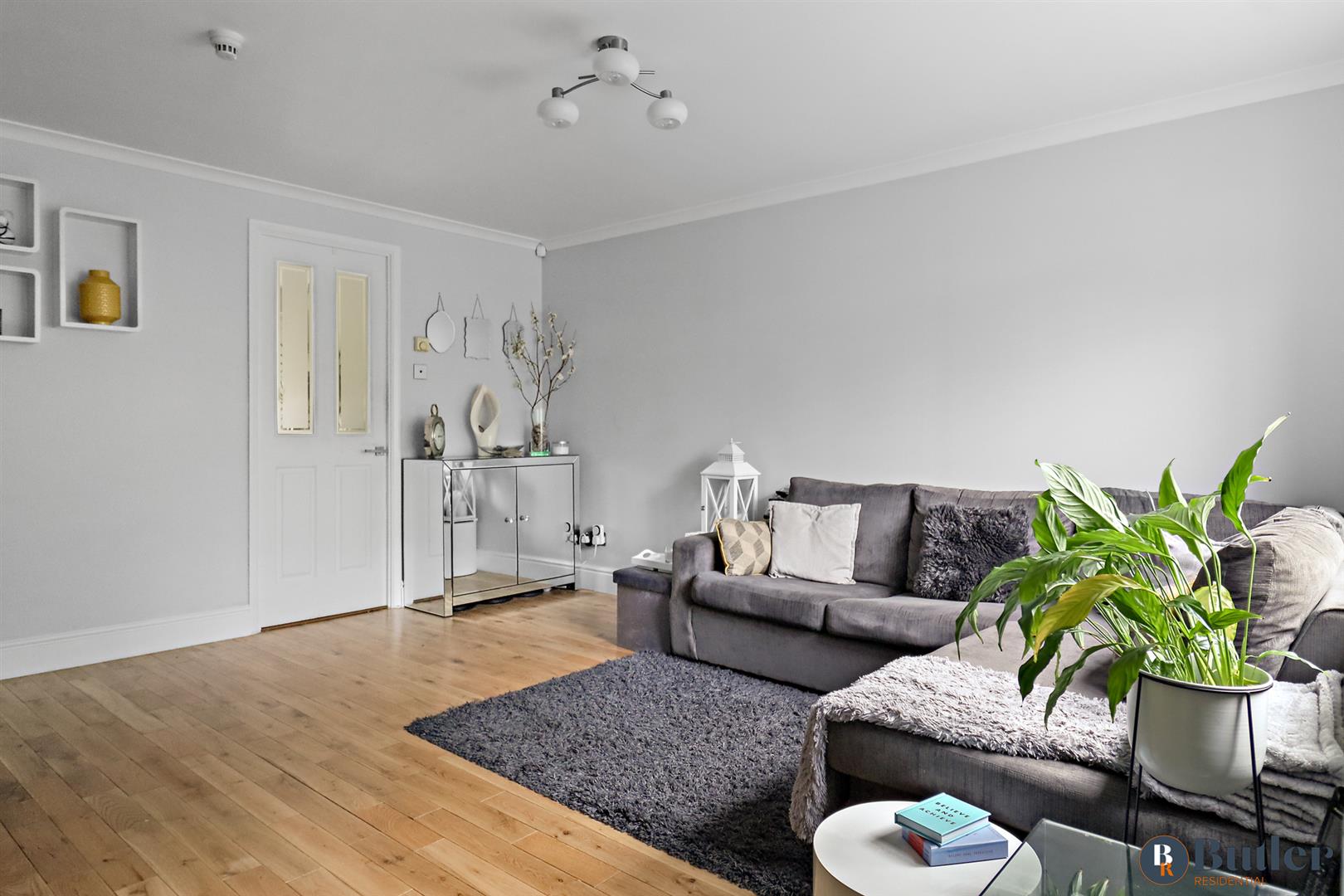 3 bed end of terrace house for sale in Chagny Close, Letchworth Garden City 1