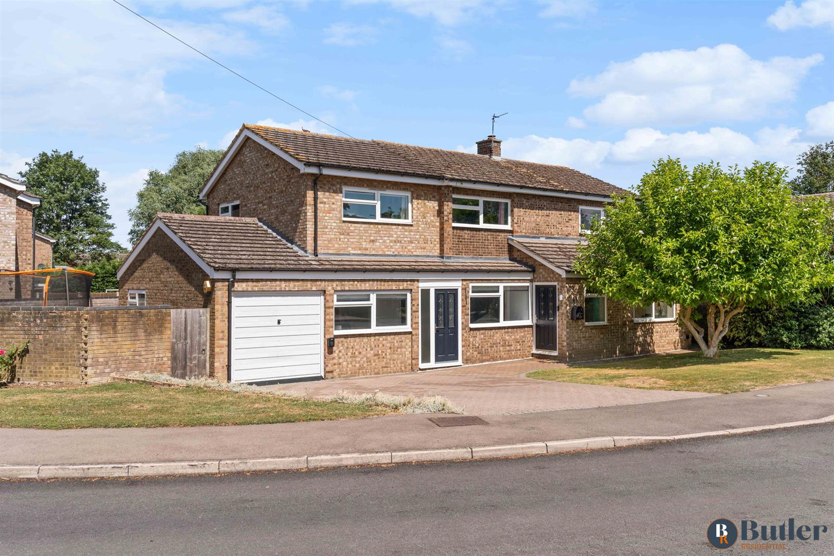5 bed detached house for sale in Springfield Close, St. Neots  - Property Image 62