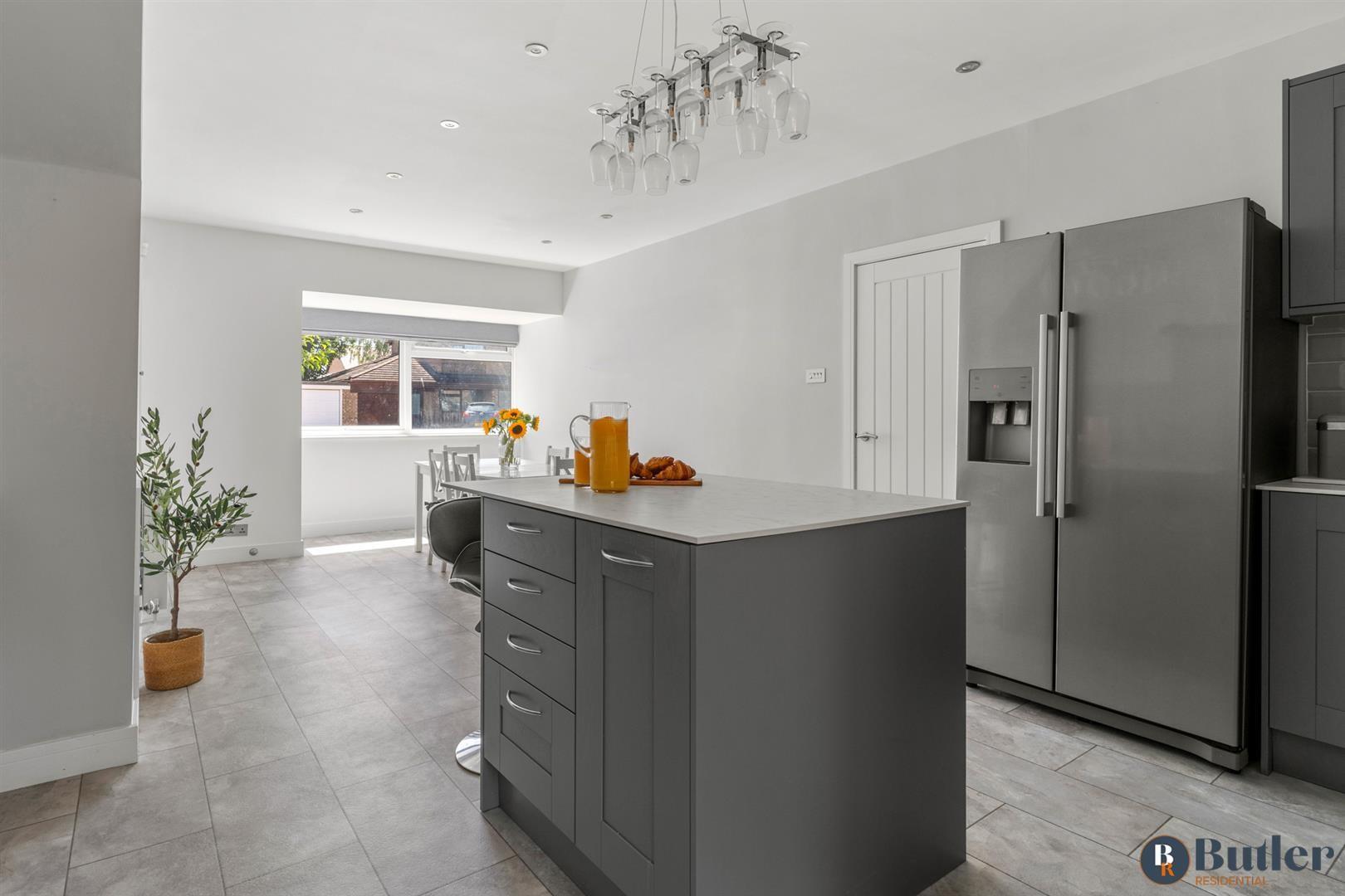 5 bed detached house for sale in Springfield Close, St. Neots  - Property Image 24
