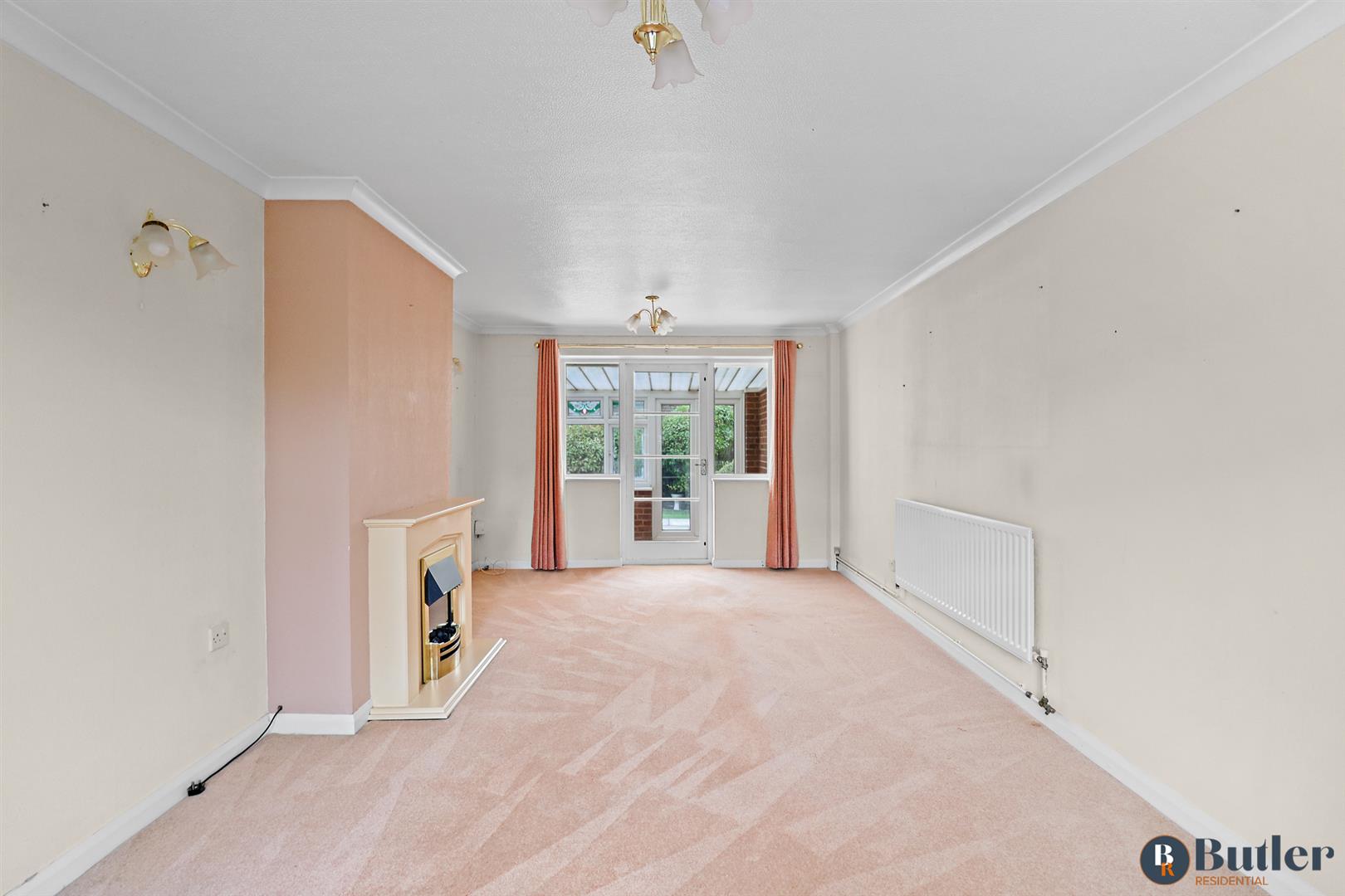 2 bed semi-detached house for sale in Orchard Crescent, Stevenage  - Property Image 5