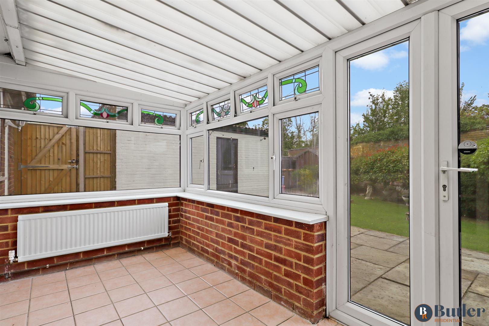 2 bed semi-detached house for sale in Orchard Crescent, Stevenage  - Property Image 7
