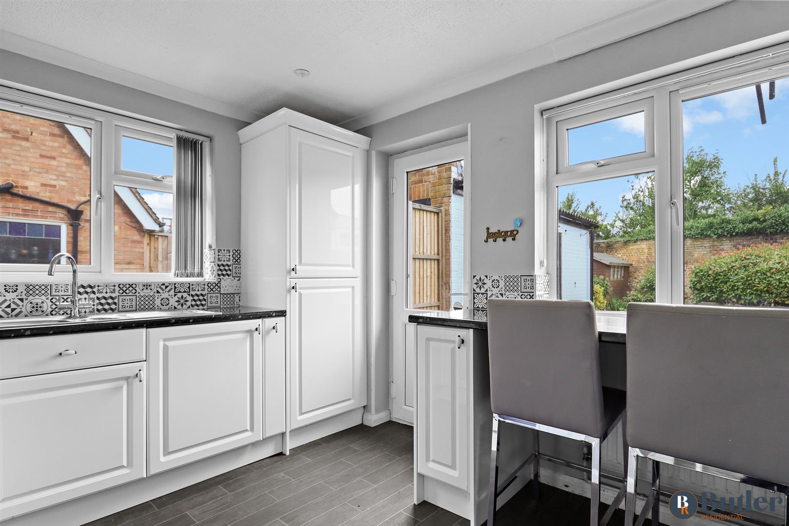 2 bed semi-detached house for sale in Orchard Crescent, Stevenage  - Property Image 12