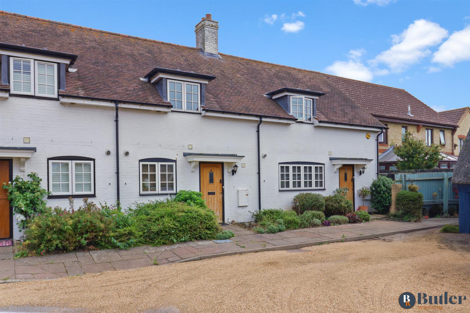 2 bed terraced house for sale in Three Tuns Close, Arlesey  - Property Image 1