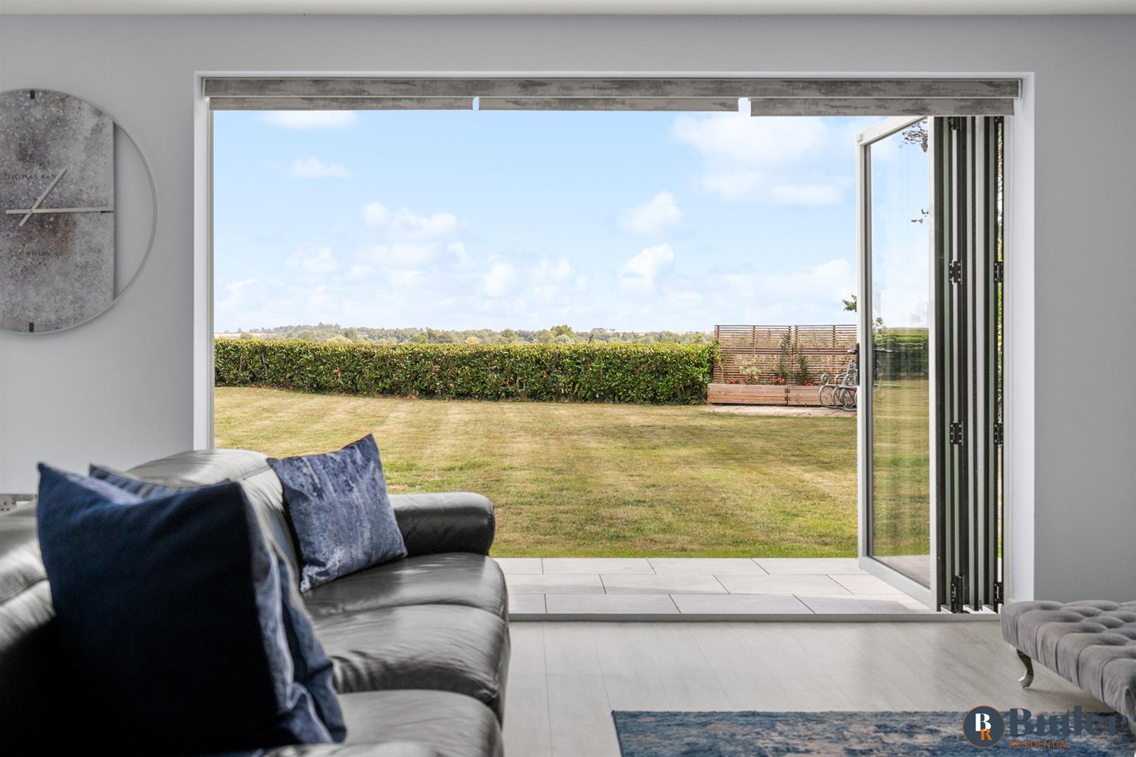 4 bed detached house for sale in Greenway, St. Neots 3