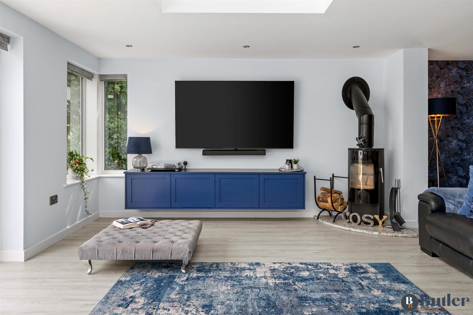 4 bed detached house for sale in Greenway, St. Neots 1