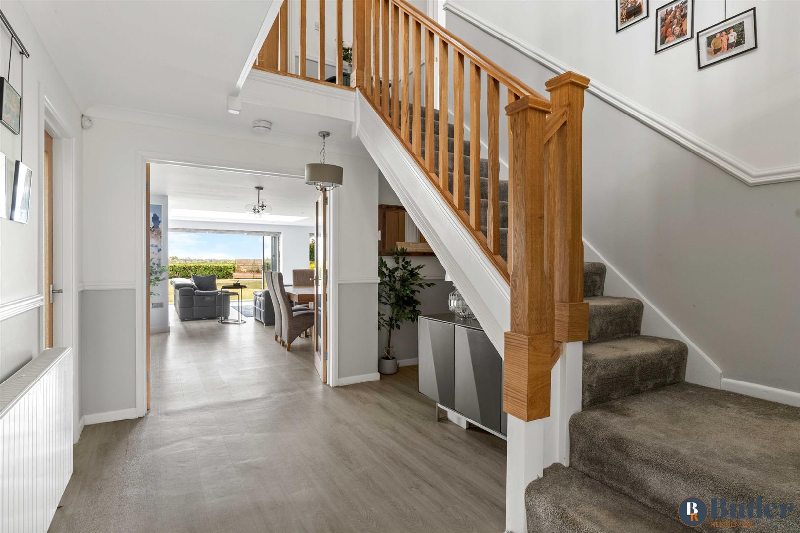 4 bed detached house for sale in Greenway, St. Neots  - Property Image 9