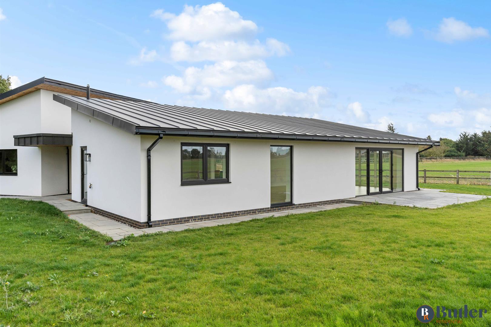 4 bed detached bungalow for sale in Grange View, Blunham  - Property Image 65