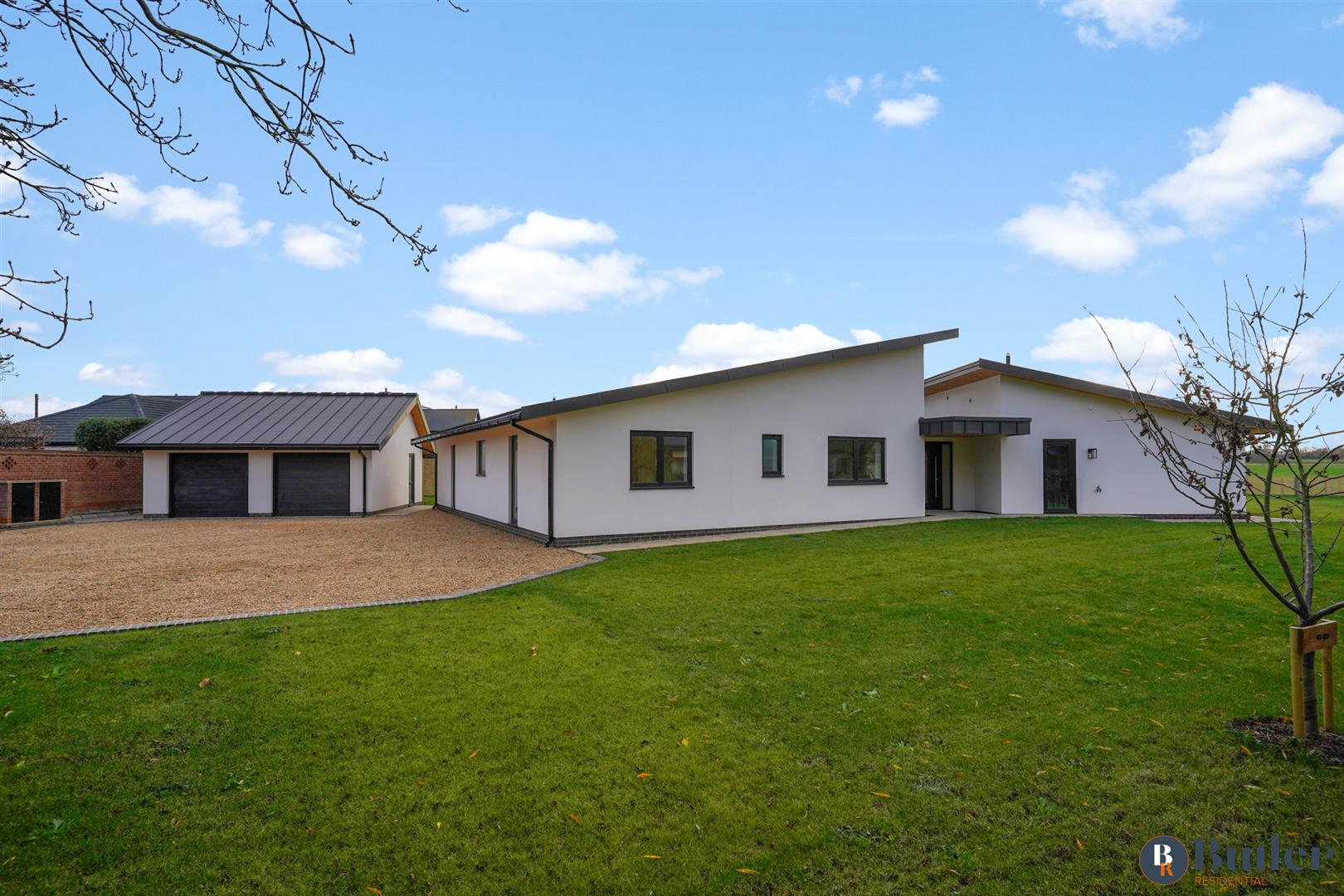 4 bed detached bungalow for sale in Grange View, Blunham 79
