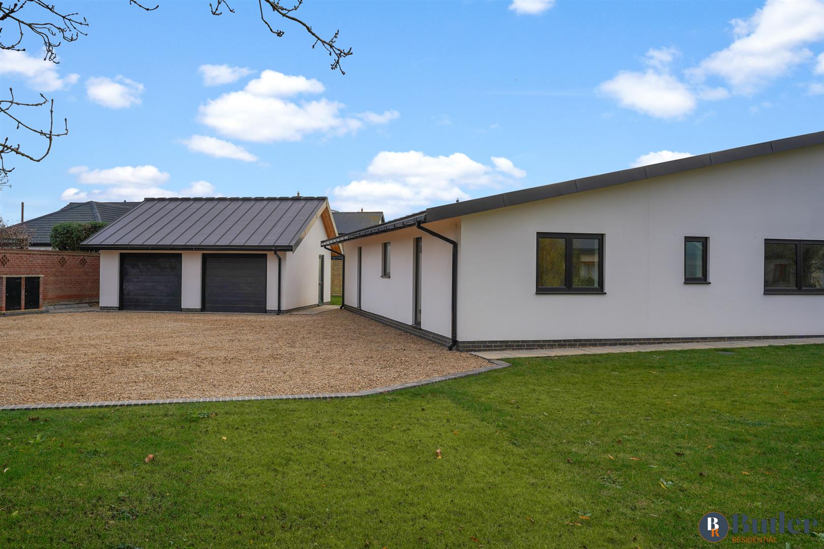4 bed detached bungalow for sale in Grange View, Blunham 67