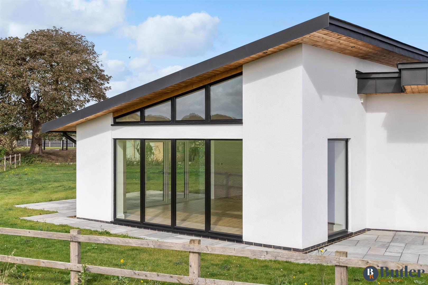 4 bed detached bungalow for sale in Grange View, Blunham  - Property Image 69