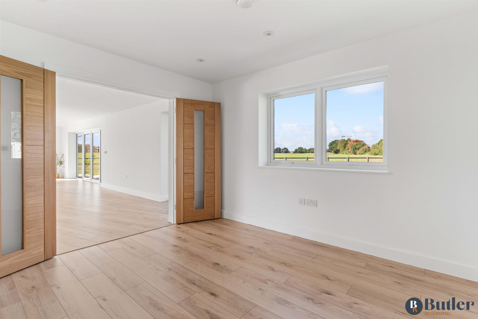 4 bed detached bungalow for sale in Grange View, Blunham  - Property Image 32