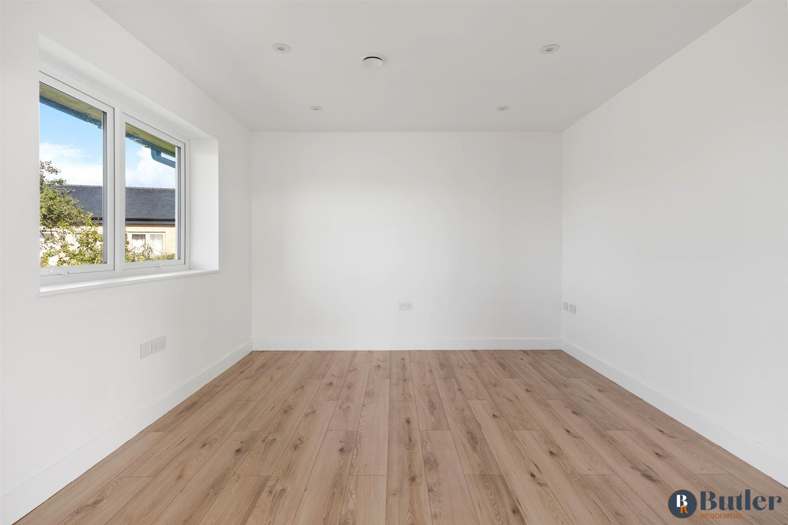 4 bed detached bungalow for sale in Grange View, Blunham 33