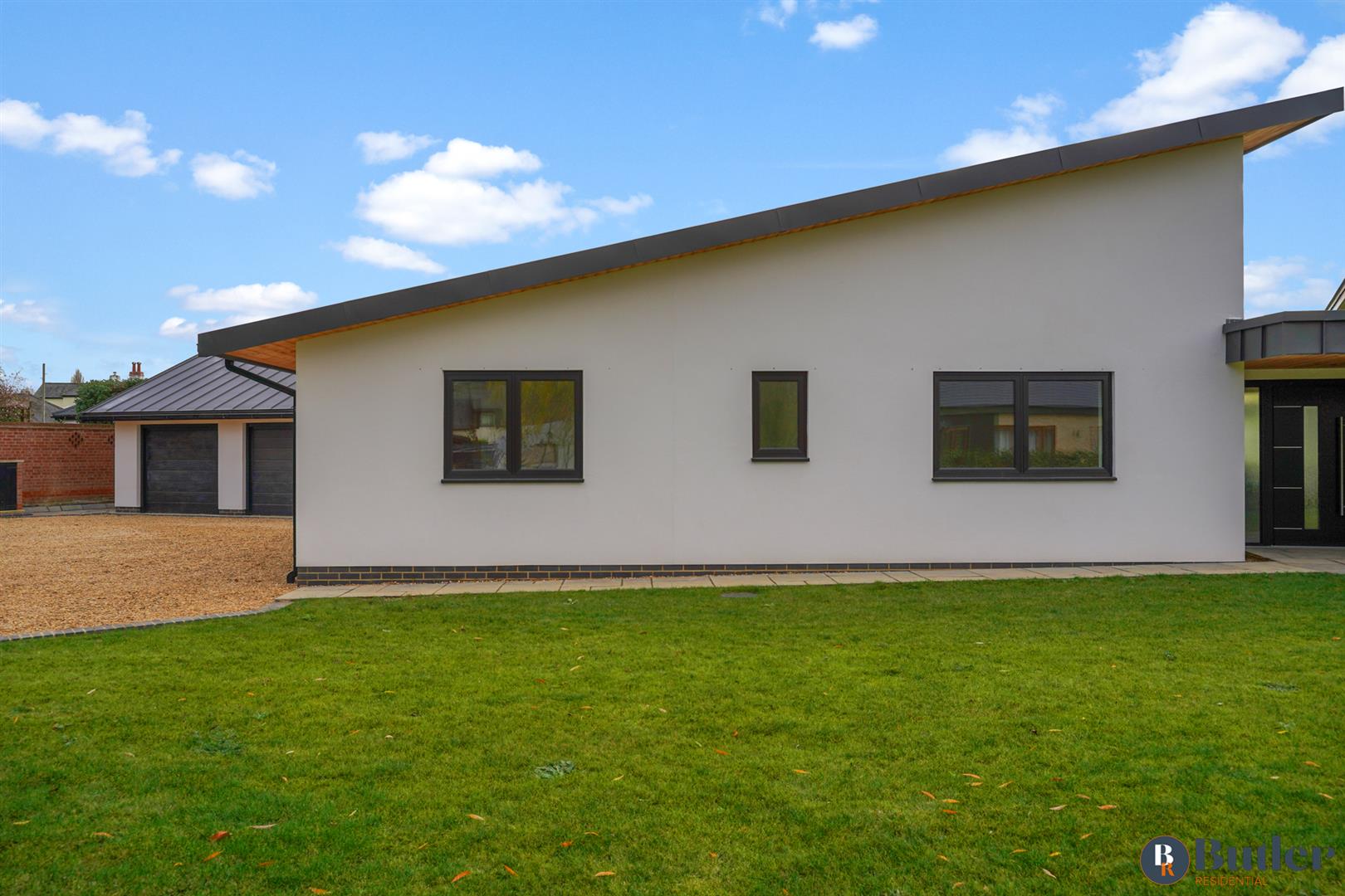 4 bed detached bungalow for sale in Grange View, Blunham 63