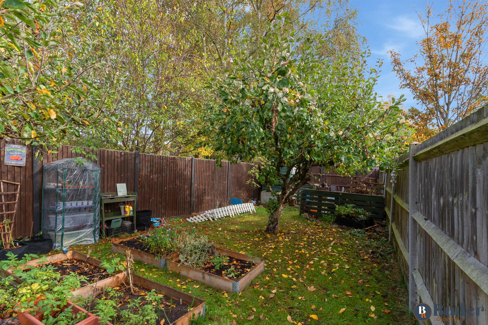 2 bed end of terrace house for sale in Groveside, Henlow 40