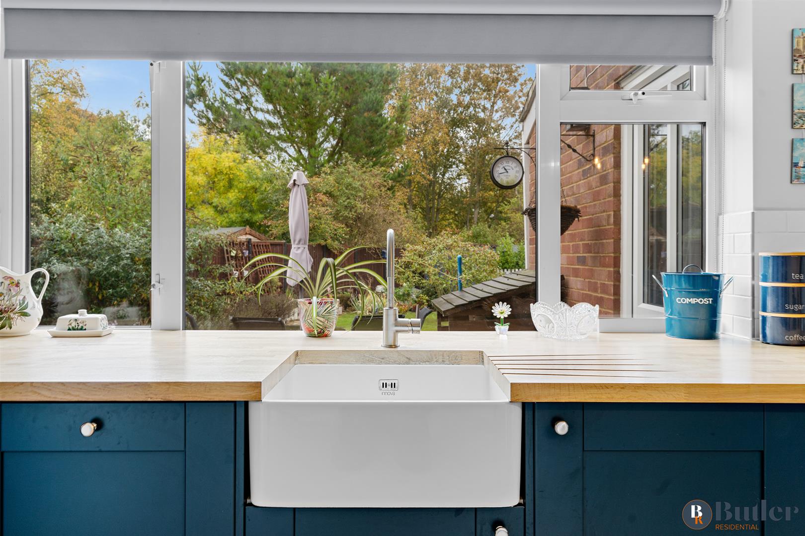 2 bed end of terrace house for sale in Groveside, Henlow 13