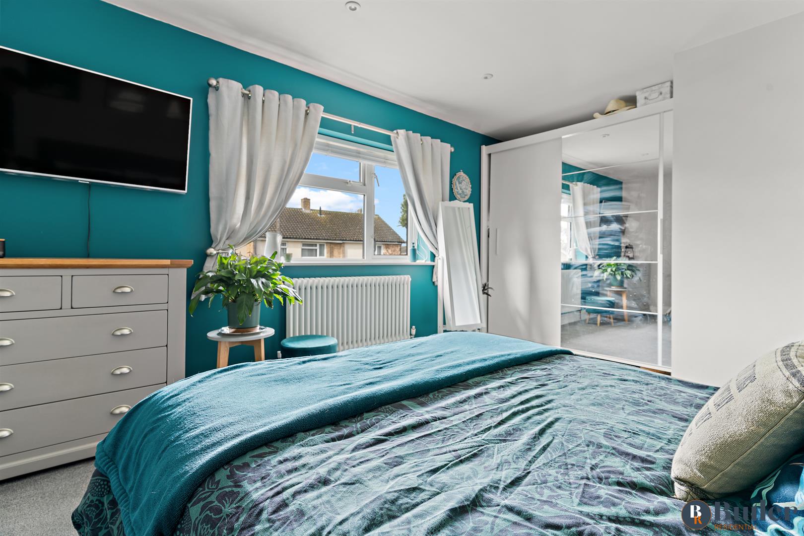 2 bed end of terrace house for sale in Groveside, Henlow 26