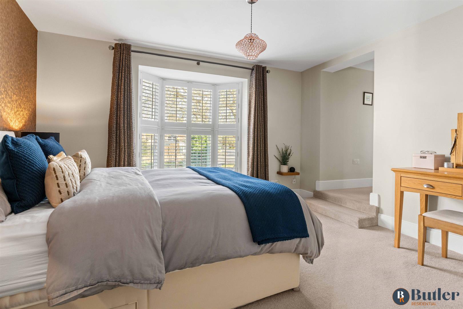 5 bed detached house for sale in Church Street, St. Neots  - Property Image 38