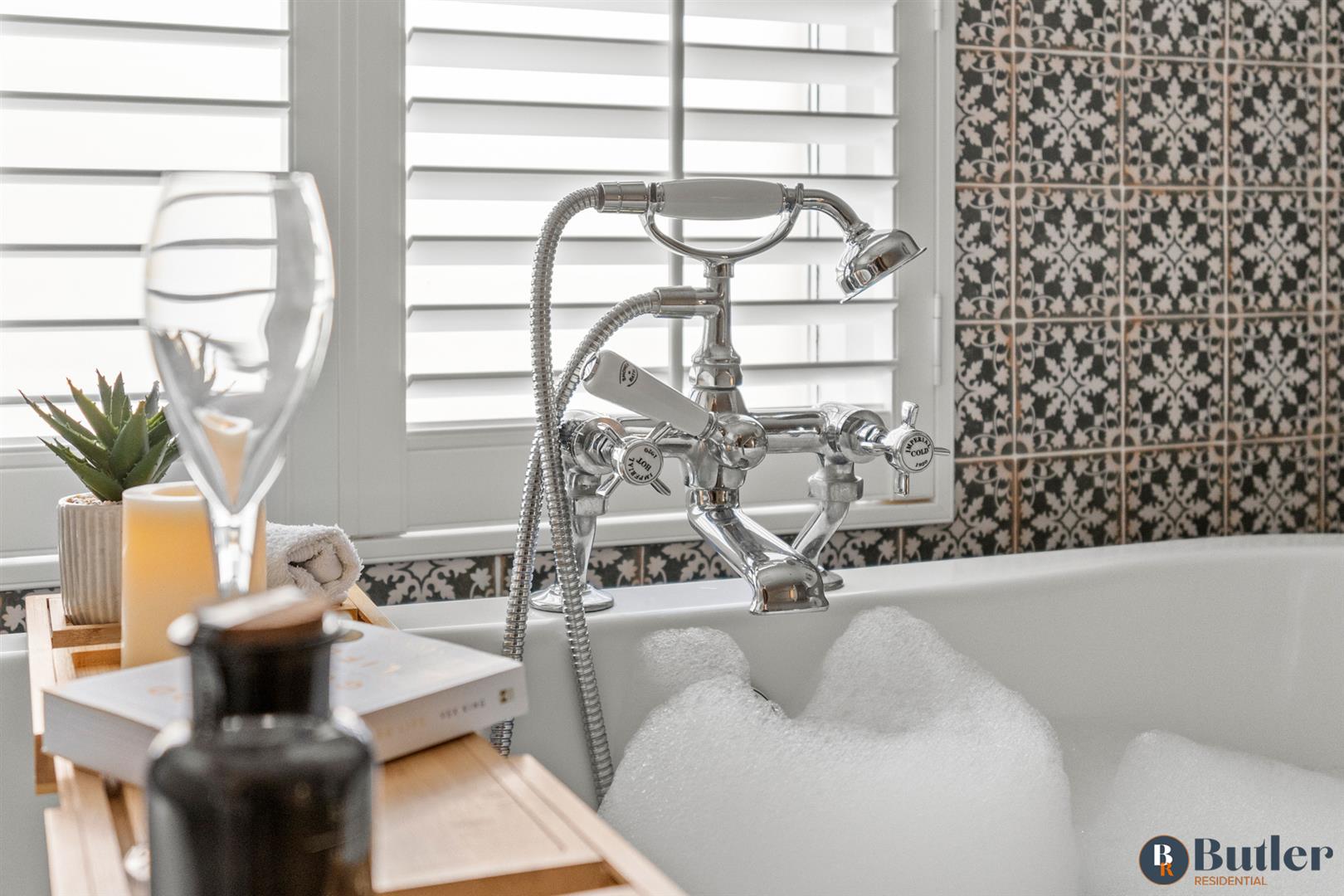 5 bed detached house for sale in Church Street, St. Neots  - Property Image 54