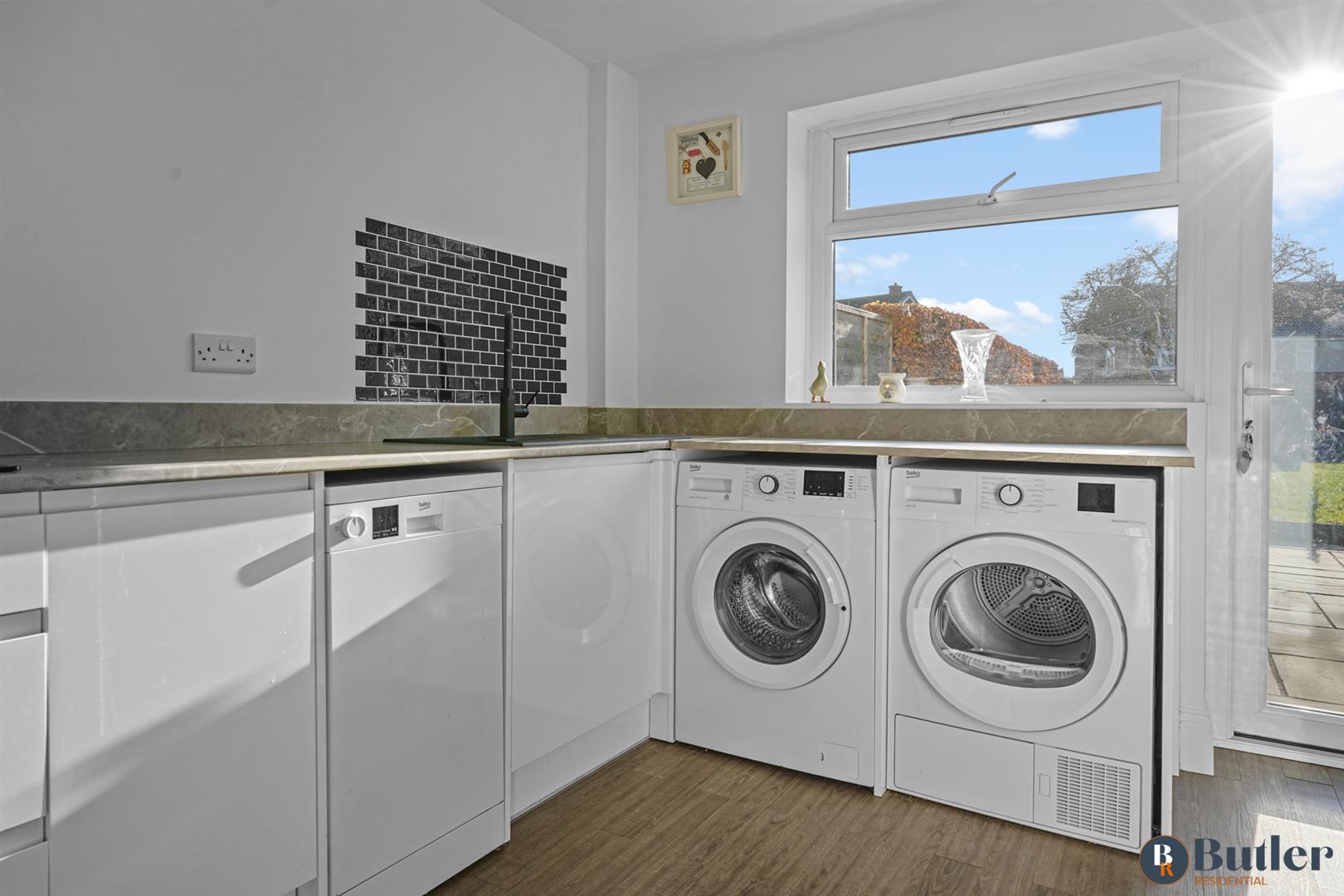3 bed terraced house for sale in Marymead Drive, Stevenage  - Property Image 8