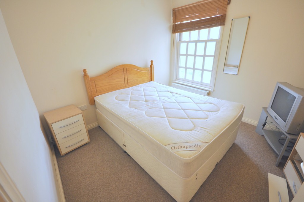 2 bed flat to rent in Piano Studios  - Property Image 8