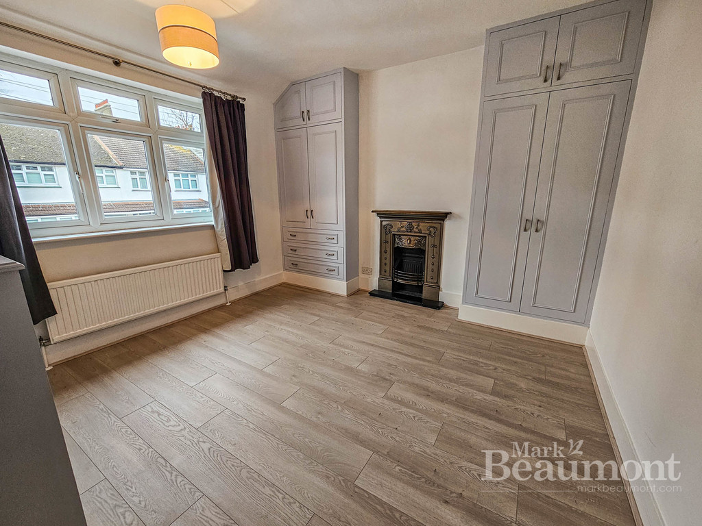 3 bed terraced house to rent in Embleton Road, Ladywell  - Property Image 13