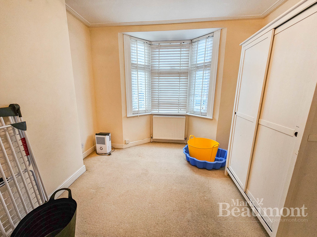3 bed terraced house to rent in Ennersdale Road, Hither Green  - Property Image 4