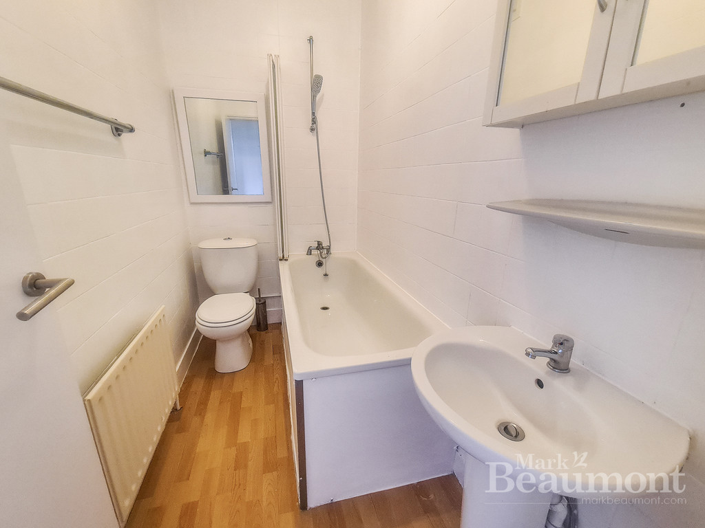 1 bed flat to rent in Slaithwaite Road, Lewisham 5