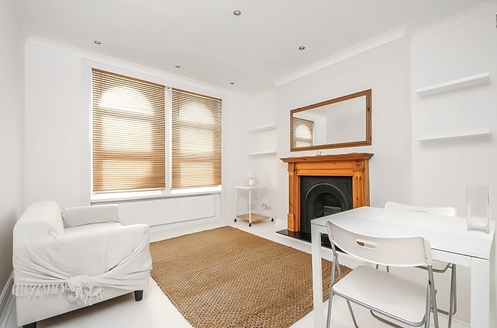 2 bed flat for sale in Mount Pleasant Road, Lewisham 0