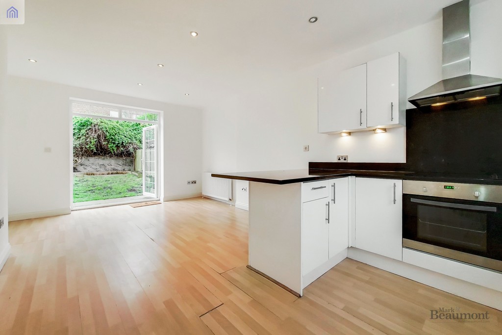 2 bed end of terrace house for sale in Campshill Road, Lewisham 4
