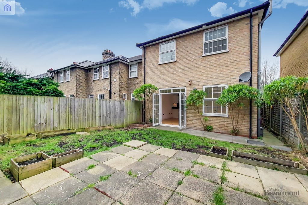 2 bed end of terrace house for sale in Campshill Road, Lewisham 11