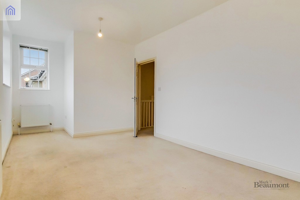 2 bed end of terrace house for sale in Campshill Road, Lewisham 6