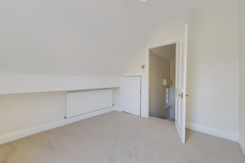 4 bed maisonette for sale in Halesworth Road, Lewisham 11