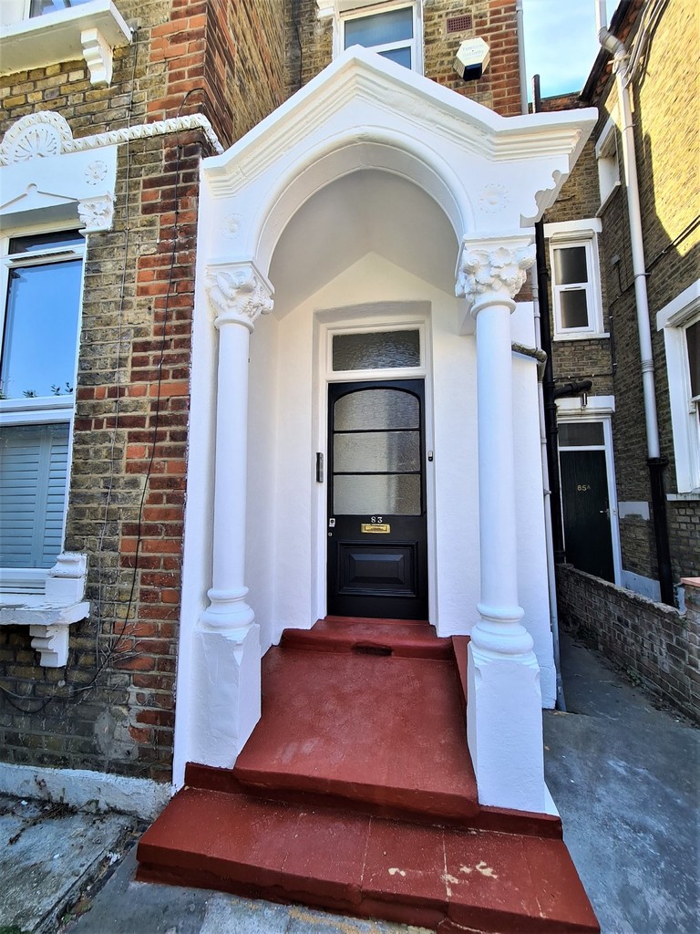 4 bed maisonette for sale in Halesworth Road, Lewisham 19