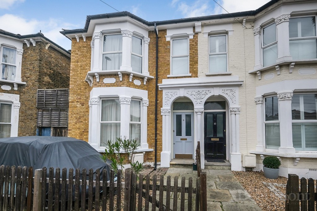 4 bed semi-detached house for sale in St. Swithuns Road, Hither Green - Property Image 1