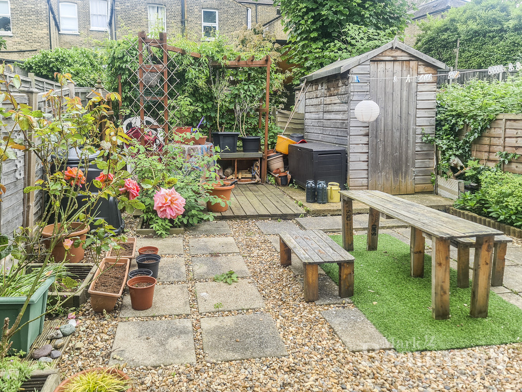 Share of freehold garden flat. 2 Bedrooms or 2 Reception Rooms. Modern flat with direct garden access.