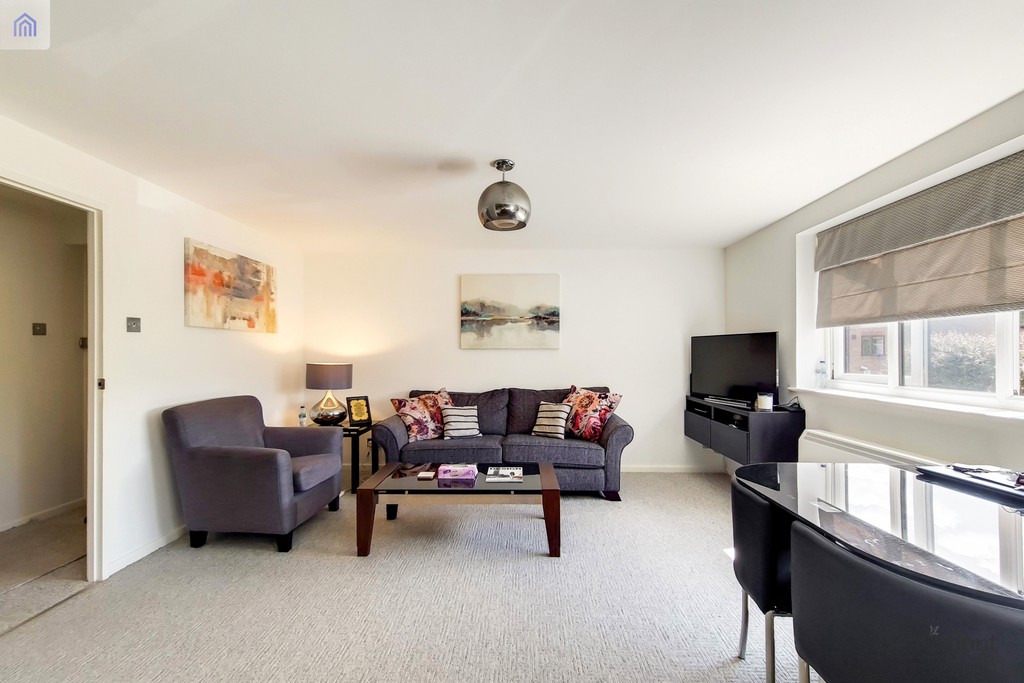 2 bed flat for sale in Armoury Road, London 1