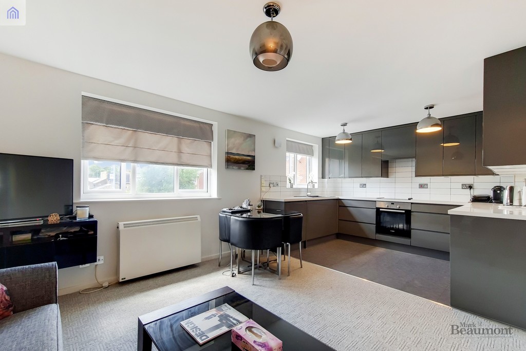 2 bed flat for sale in Armoury Road, London 3