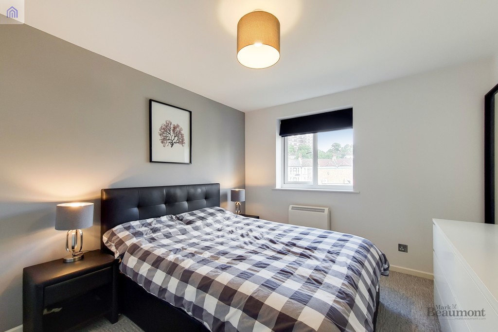 2 bed flat for sale in Armoury Road, London 4