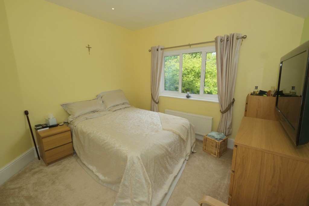 3 bed semi-detached house for sale in Winn Road, Lee  - Property Image 10