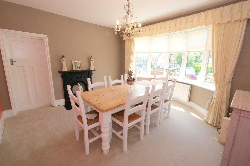 3 bed semi-detached house for sale in Winn Road, Lee  - Property Image 5