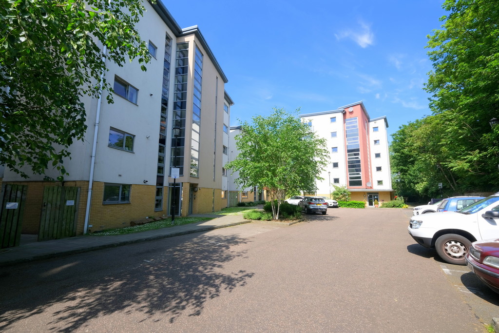 2 bed flat for sale in Curness Street, Lewisham 5