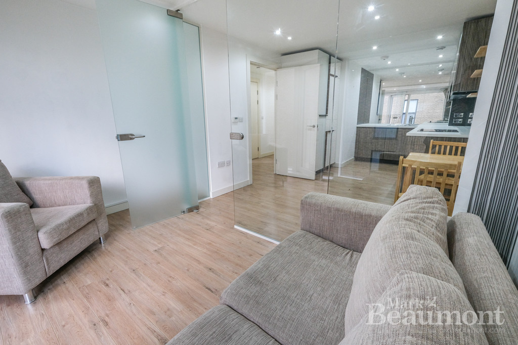 1 bed apartment for sale in Augustine House, London  - Property Image 1