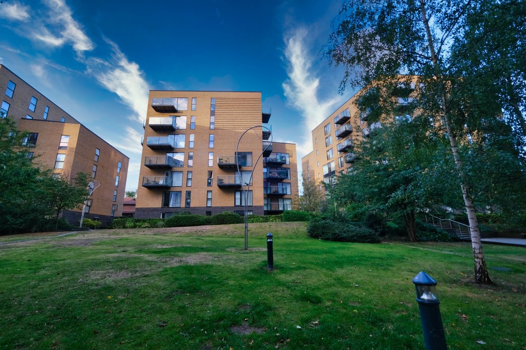 1 bed apartment to rent in Augustine House, 72-78 Connington Road 0