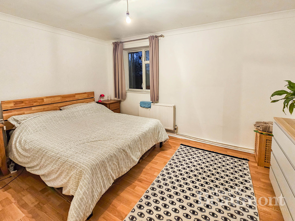 2 bed flat to rent in Wickham Road, London  - Property Image 3