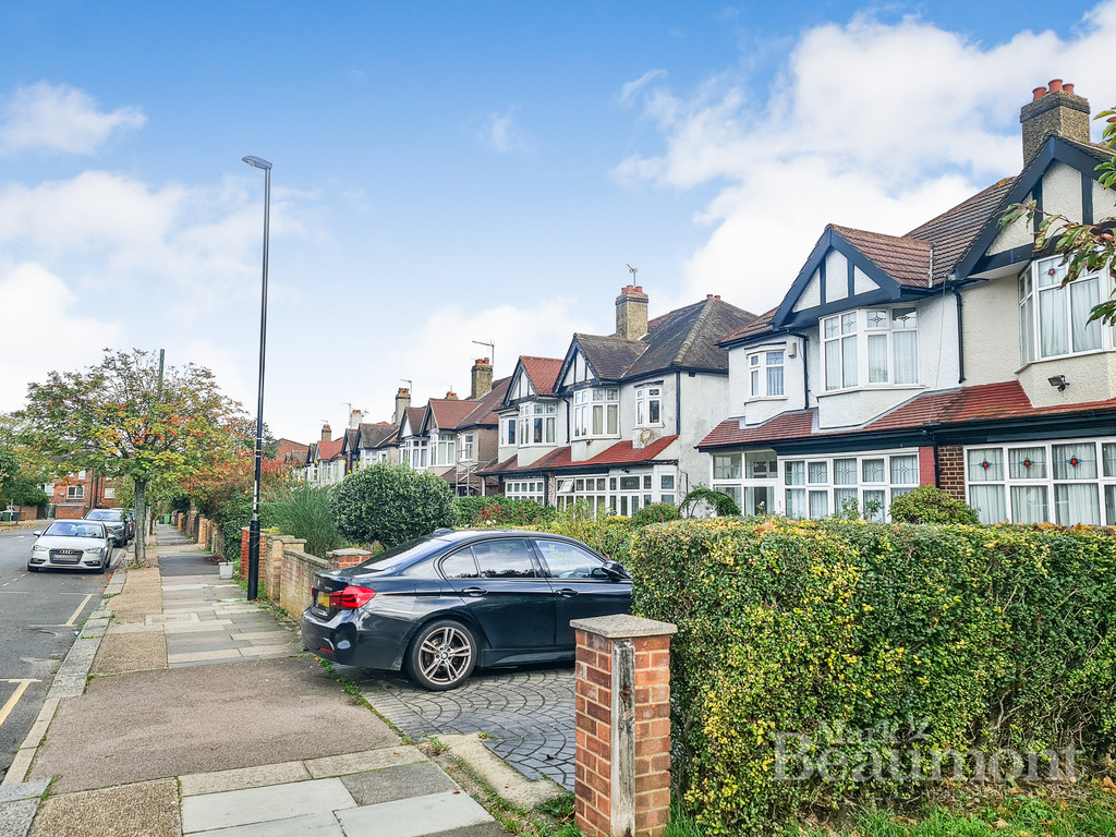 3 bed semi-detached house for sale in College Park Close, Lewisham 13