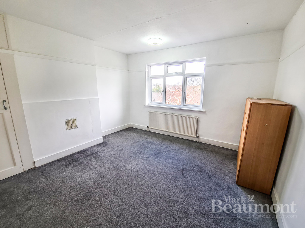 3 bed semi-detached house for sale in College Park Close, London 1