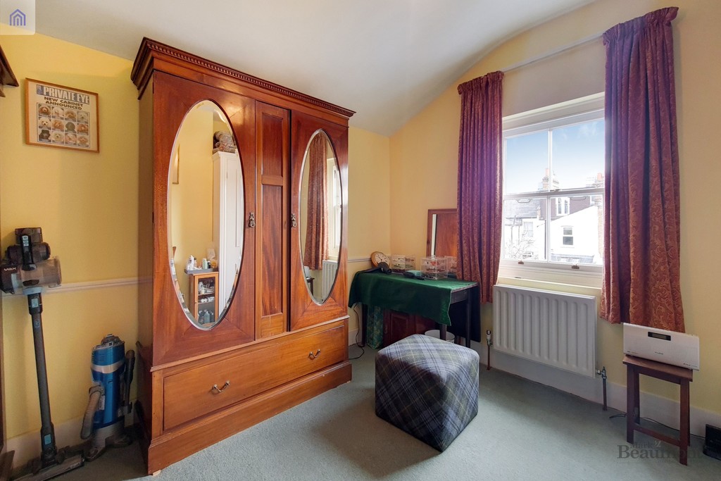 3 bed terraced house for sale in Ermine Road, London 9