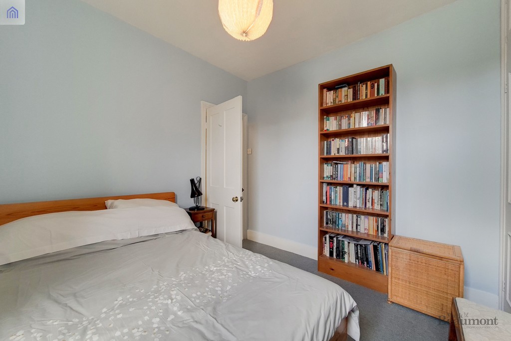 3 bed terraced house for sale in Ermine Road, London 15