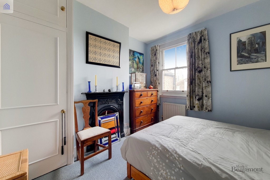 3 bed terraced house for sale in Ermine Road, London 8